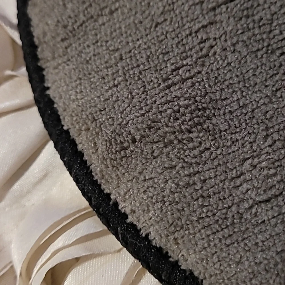 Pet Feeding Mat Non Slip Mat / Gray Placemat - New. - Picture 6 of 7